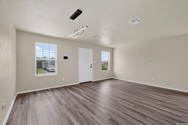 7731 Nopalitos Cove, San Antonio, TX 78239
