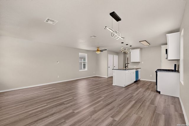 7731 Nopalitos Cove, San Antonio, TX 78239