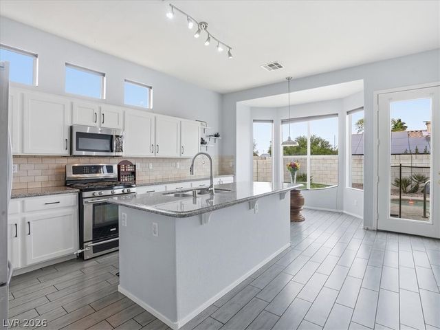 1562 Harwood Avenue, Henderson, NV 89012