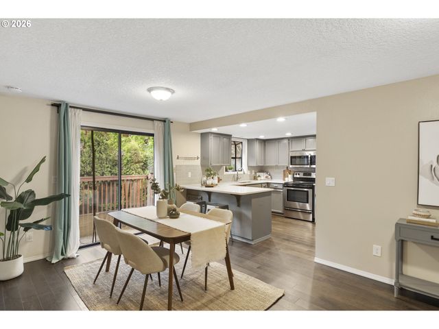 11051 Se MATHER Rd, Clackamas, OR 97015