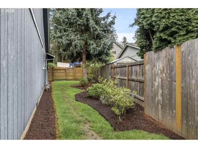 11051 Se MATHER Rd, Clackamas, OR 97015