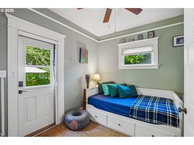 1503 Ne BRYANT St, Portland, OR 97211