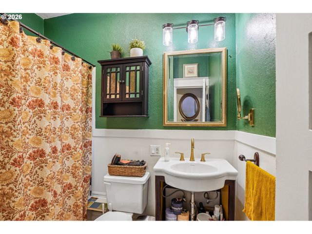 1503 Ne BRYANT St, Portland, OR 97211