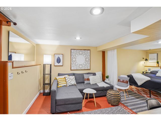 1503 Ne BRYANT St, Portland, OR 97211