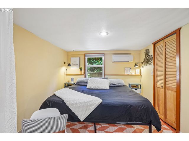 1503 Ne BRYANT St, Portland, OR 97211
