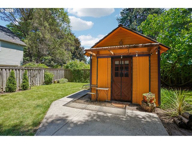 1503 Ne BRYANT St, Portland, OR 97211