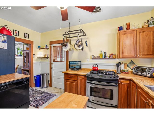 1503 Ne BRYANT St, Portland, OR 97211
