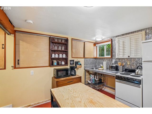 1503 Ne BRYANT St, Portland, OR 97211