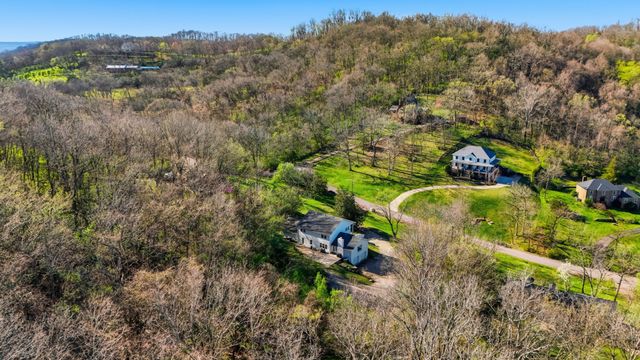 116 Century Oak Dr, Franklin, TN 37069