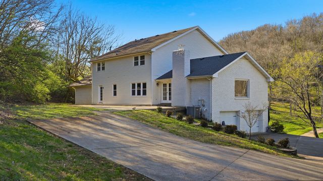 116 Century Oak Dr, Franklin, TN 37069