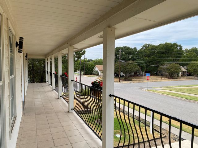 400 S Jefferson Street S, Irving, TX 75060