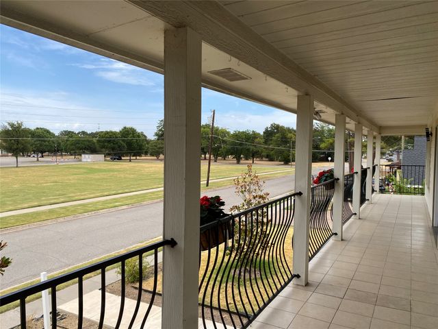 400 S Jefferson Street S, Irving, TX 75060