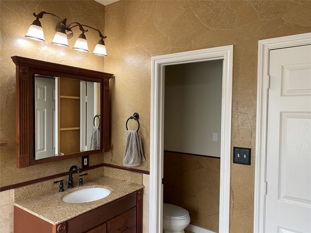 400 S Jefferson Street S, Irving, TX 75060