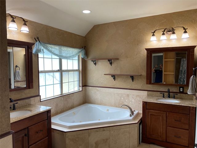 400 S Jefferson Street S, Irving, TX 75060
