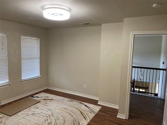400 S Jefferson Street S, Irving, TX 75060