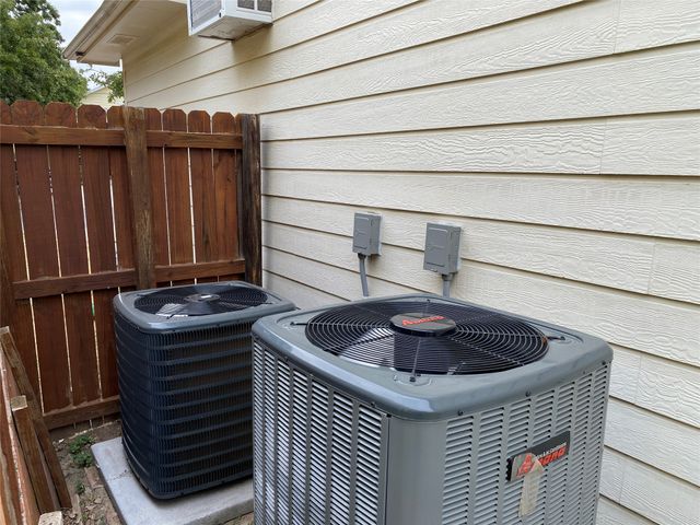 400 S Jefferson Street S, Irving, TX 75060