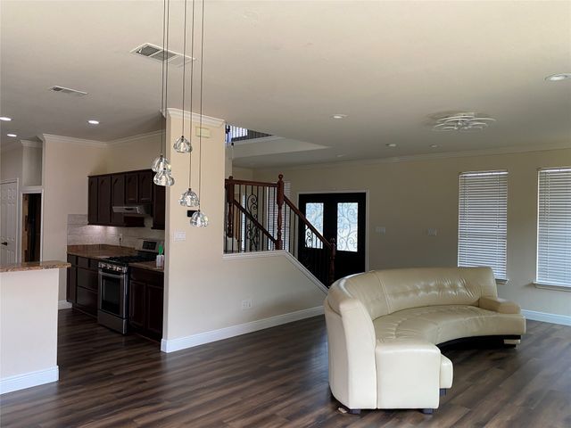 400 S Jefferson Street S, Irving, TX 75060