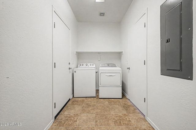 1432 N 80TH Drive, Phoenix, AZ 85043