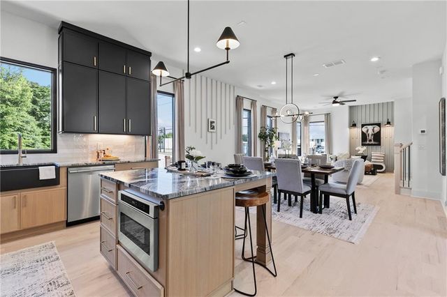 1964 8th Street 5, Atlanta, GA 30341