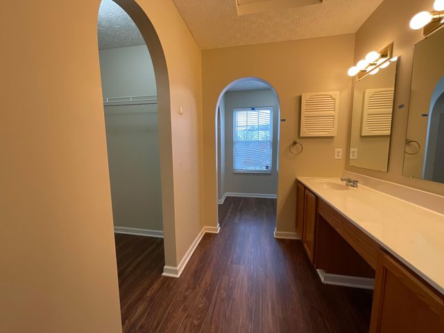 79 Tabilore Loop, Delaware, OH 43015