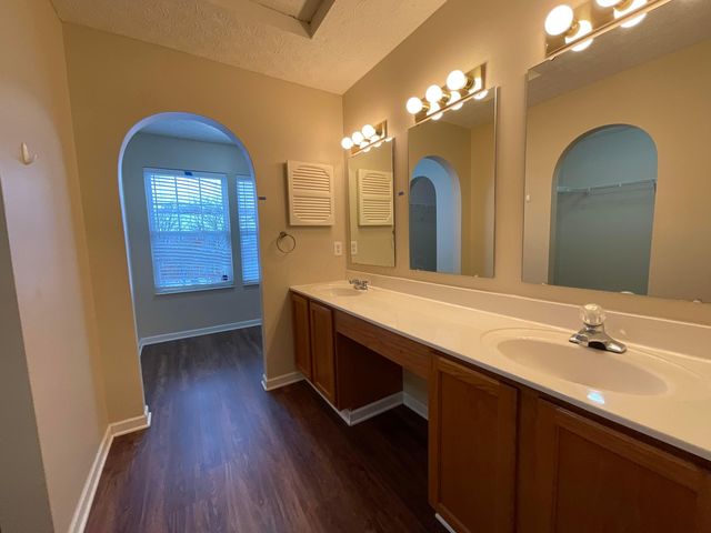 79 Tabilore Loop, Delaware, OH 43015