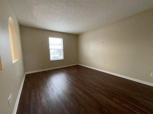 79 Tabilore Loop, Delaware, OH 43015