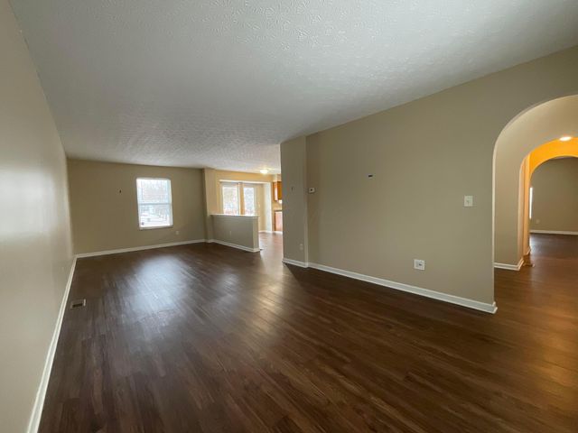 79 Tabilore Loop, Delaware, OH 43015