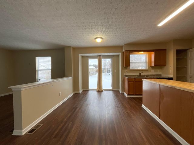 79 Tabilore Loop, Delaware, OH 43015