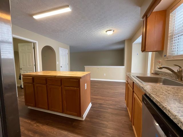 79 Tabilore Loop, Delaware, OH 43015