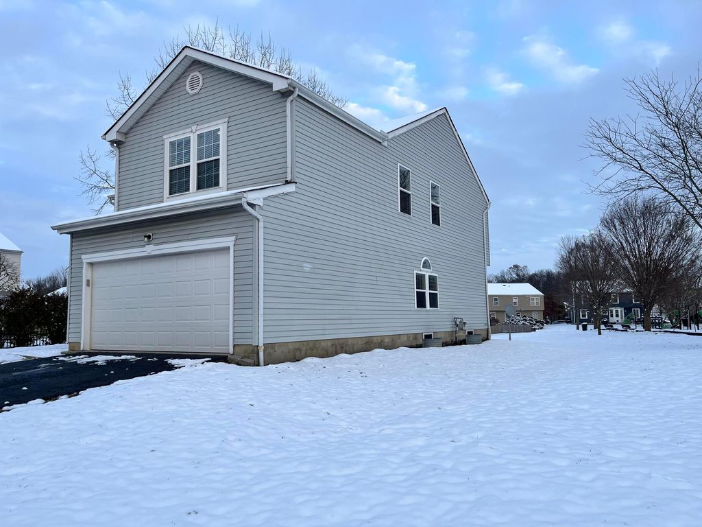 79 Tabilore Loop, Delaware, OH 43015