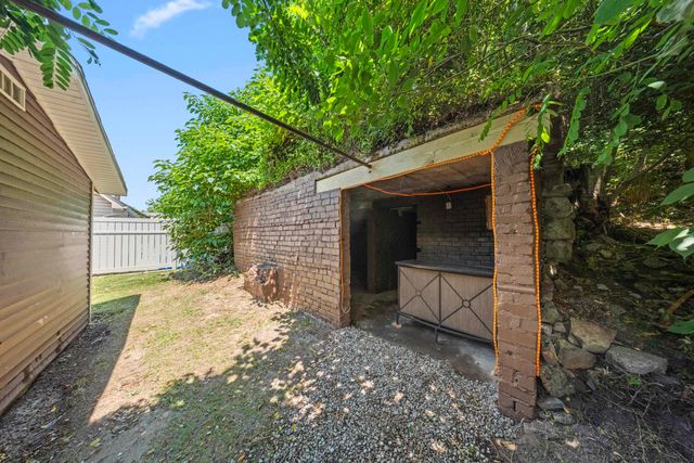 2033 S 12th street, Ironton, OH 45638