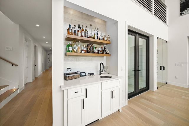 209 WILLOW AVENUE, Anna Maria, FL 34216