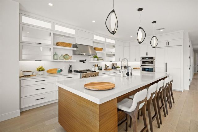 209 WILLOW AVENUE, Anna Maria, FL 34216