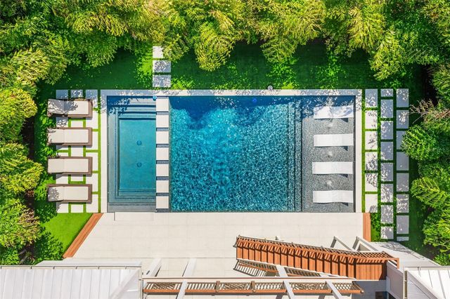 209 WILLOW AVENUE, Anna Maria, FL 34216