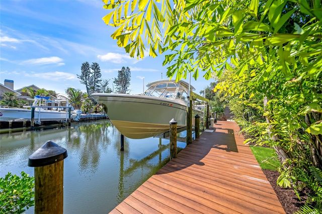 209 WILLOW AVENUE, Anna Maria, FL 34216