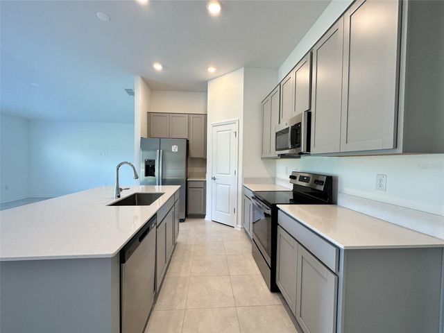 335 LOCH COURT, Davenport, FL 33837