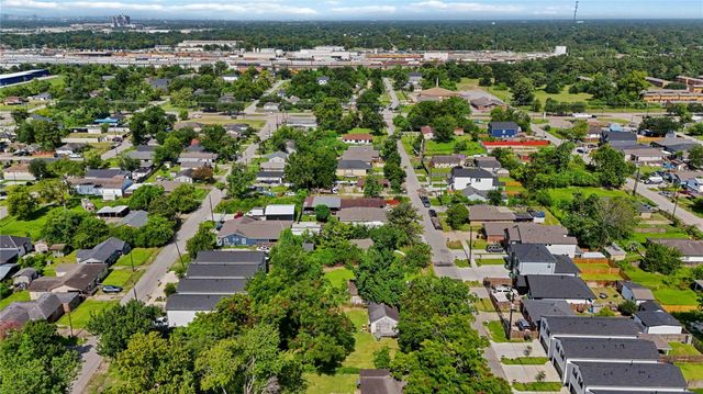 7982 Joy Street, Houston, TX 77028