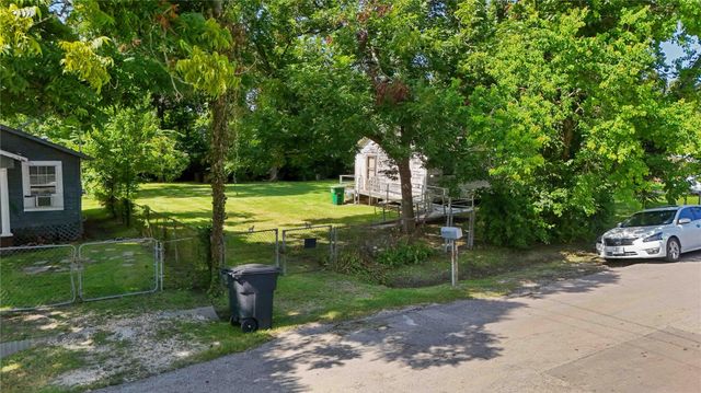7982 Joy Street, Houston, TX 77028