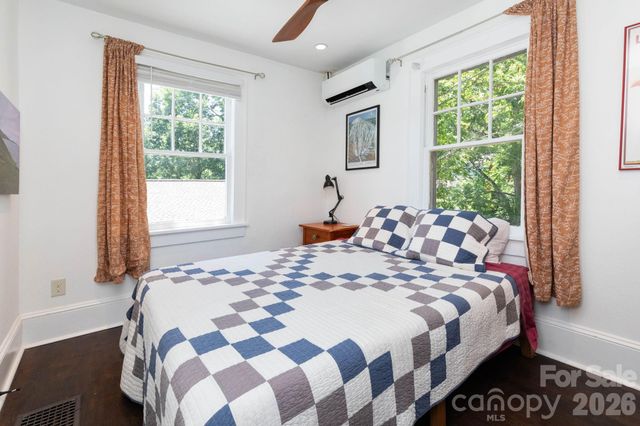 164 Laurel Loop, Asheville, NC 28806