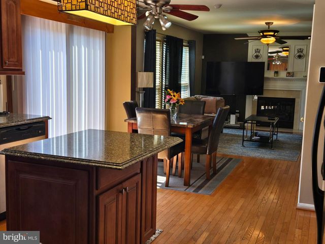 4609 QUEENS GROVE ST, White Plains, MD 20695