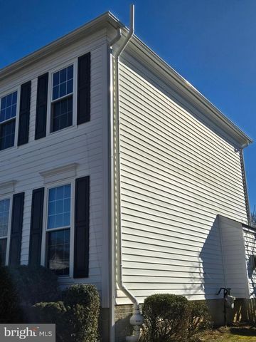 4609 QUEENS GROVE ST, White Plains, MD 20695