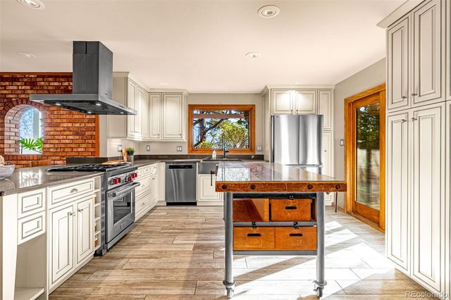 18220 Knollwood Boulevard, Monument, CO 80132