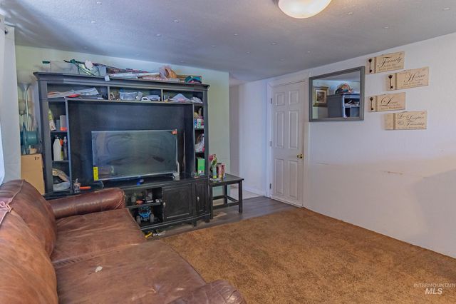 1410 W Flamingo Ave 109, Nampa, ID 83651