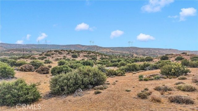 4550 Summit Valley Road, Hesperia, CA 92345