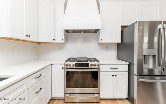6100 Passionflower Dr 101, Prospect, KY 40059