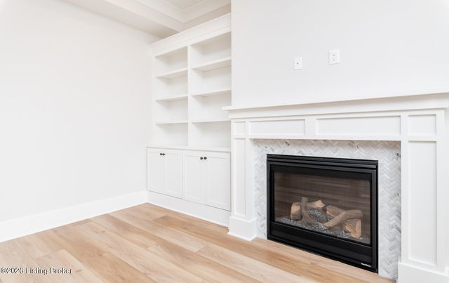 6100 Passionflower Dr 101, Prospect, KY 40059