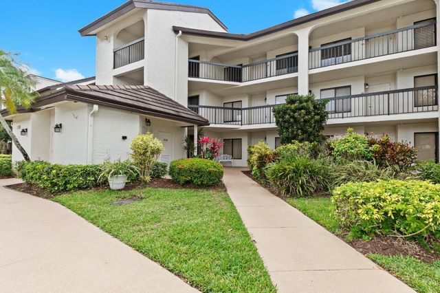 5380 Cedar Lake Drive 304, Boynton Beach, FL 33437