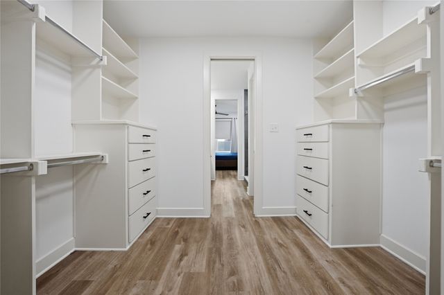 314 W James Street, Mabank, TX 75147