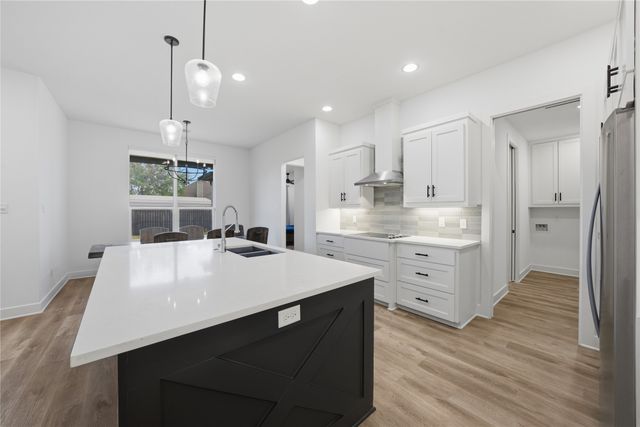 314 W James Street, Mabank, TX 75147