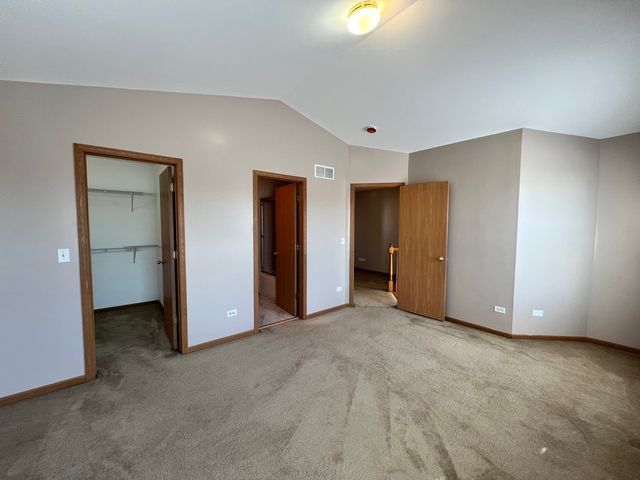 142 Mountain Laurel Court, Romeoville, IL 60446